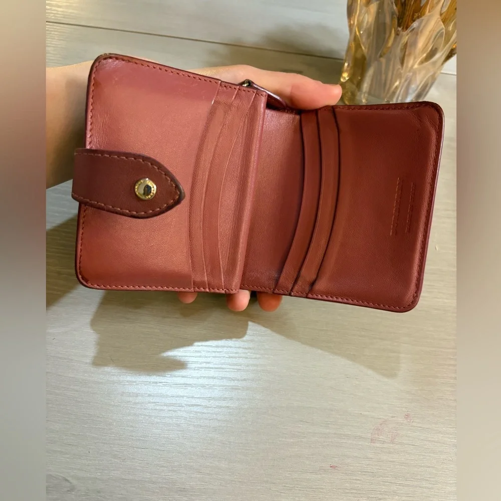 Burberry‎ Red Leather compact wallet 4
